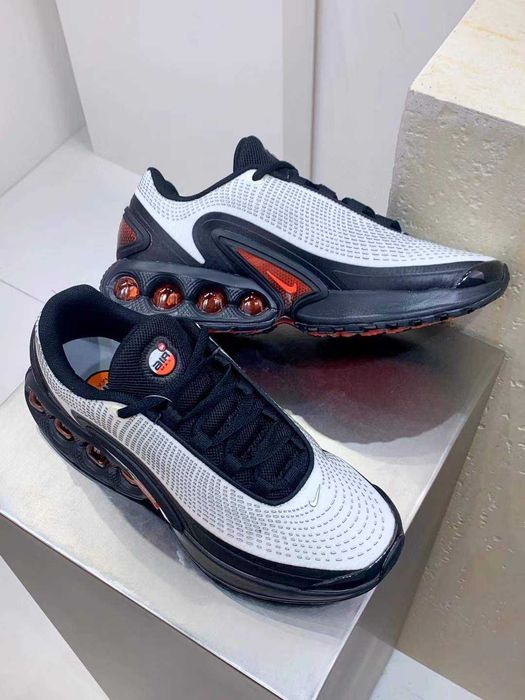 Оригинални нови мъжки маратонки Nike Air Max DN black/white