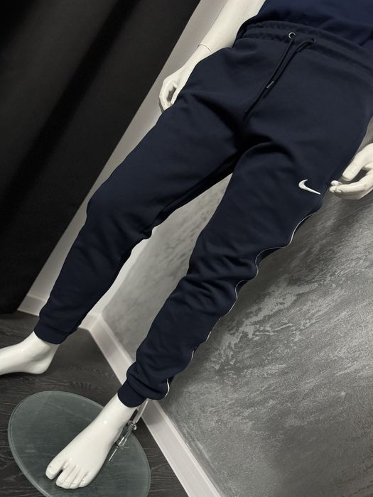 Pantaloni Nike Nike