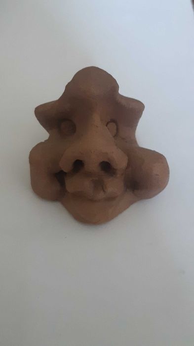 Vând 3 mini bibelouri/obiecte decorative