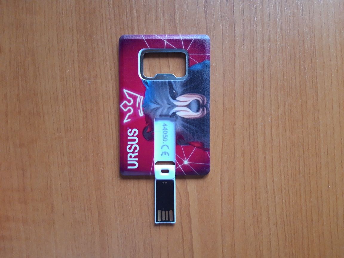 Stick usb desfacator Ursus 8 GB