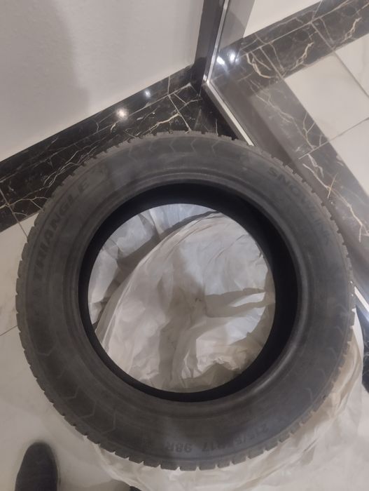 215 55 R17 продам