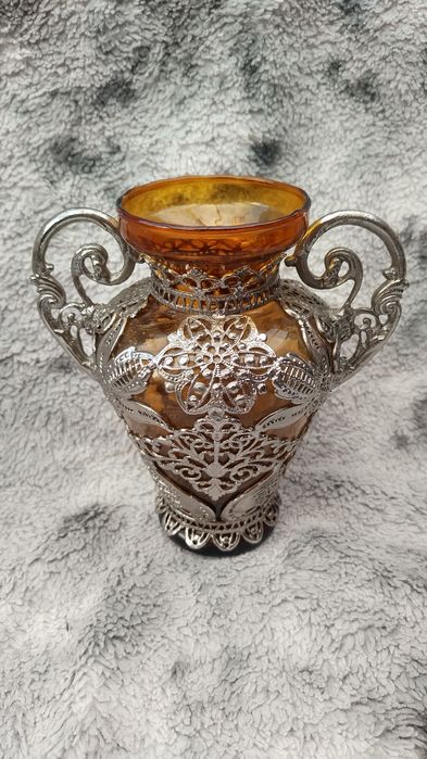 Посребрен поднос с чаши , и ваза с филигран