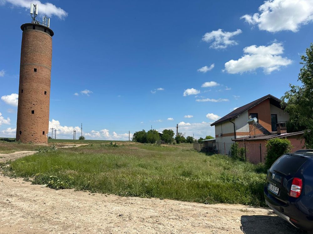 VAND teren SENDRENI intravilan !!! Proprietar