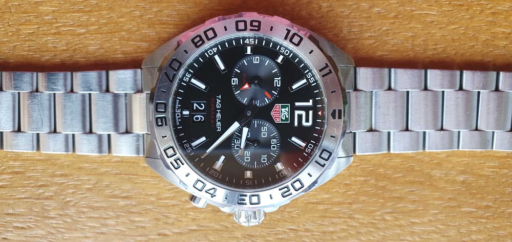 Продавам мъжки часовник Tag Heuer Formula 1, кварц
1 350 лв
690,24 €
