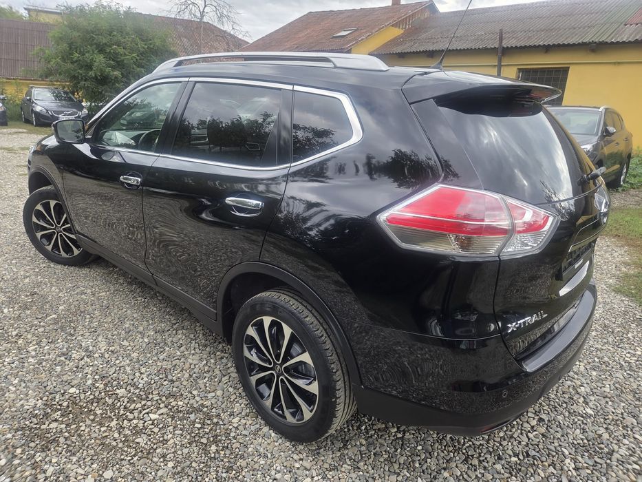 Nissan X-trail/4x4/Euro 6/2017/Navi/Panoramic/keyless