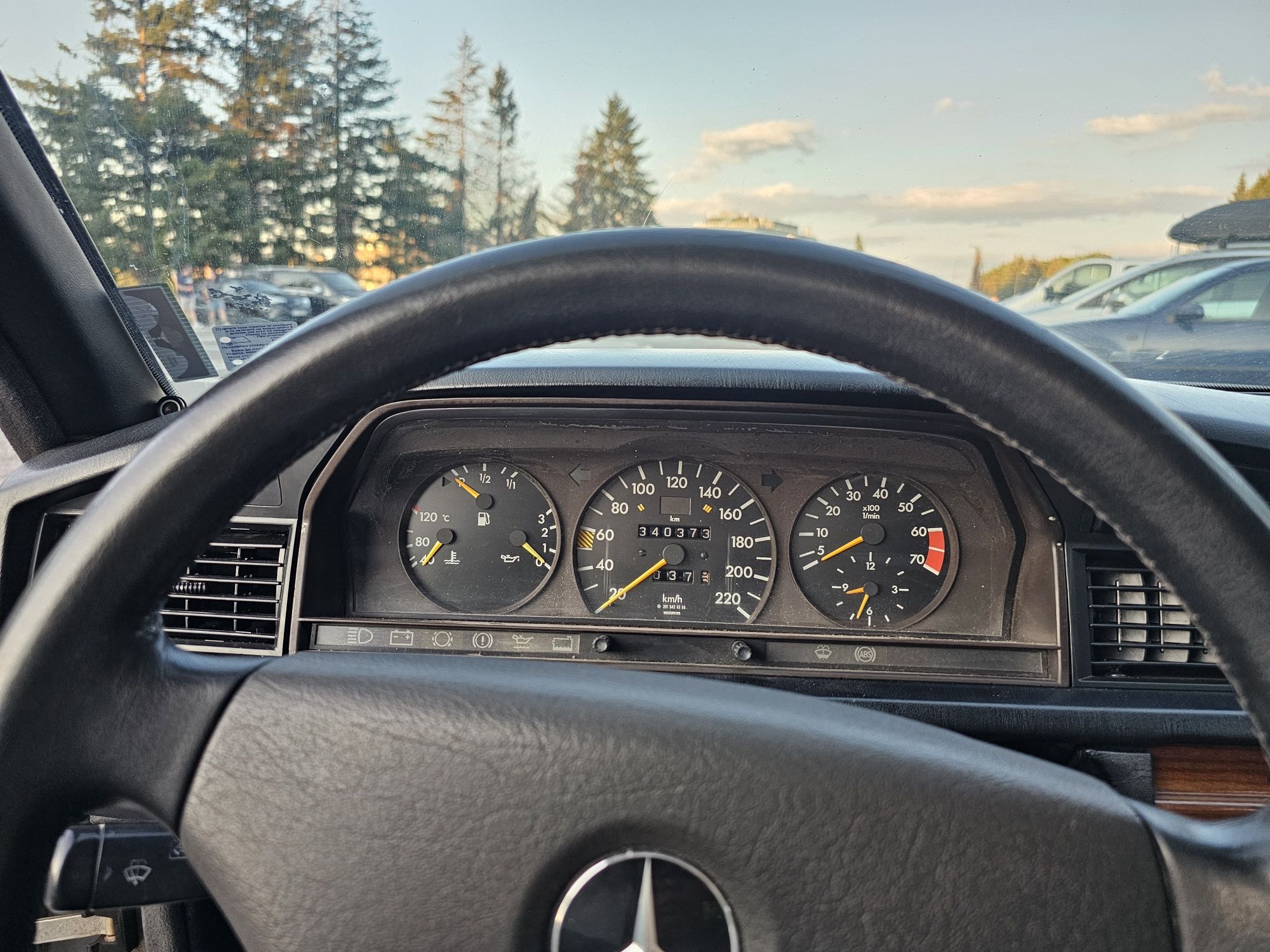 Mercedes-Benz 190