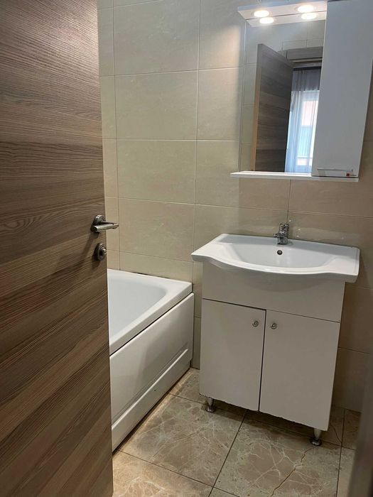 Inchiriez apartament Summerland - 3 camere Mamaia