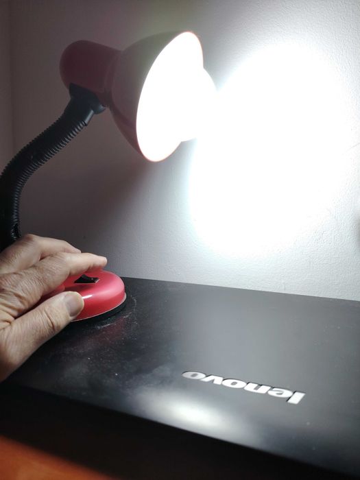 Bec led 20W , lumina alba , fasung E 27 normal , 28 lei 2 bucati