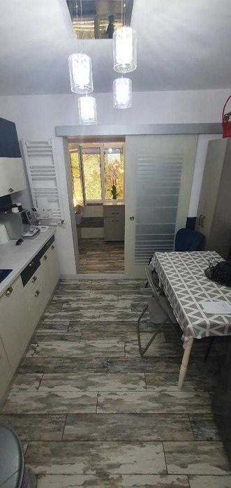 3 camere zona CET