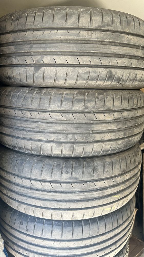 Anvelope vara Dunlop Sport 205/55/r17