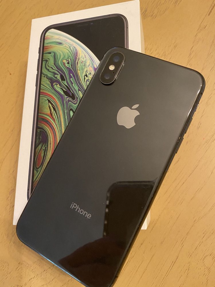 Iphone X / 10 64GB черен