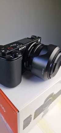 Sony zv E10  без обектива с обектива 1.8 35m цената е  1400lv гаранция