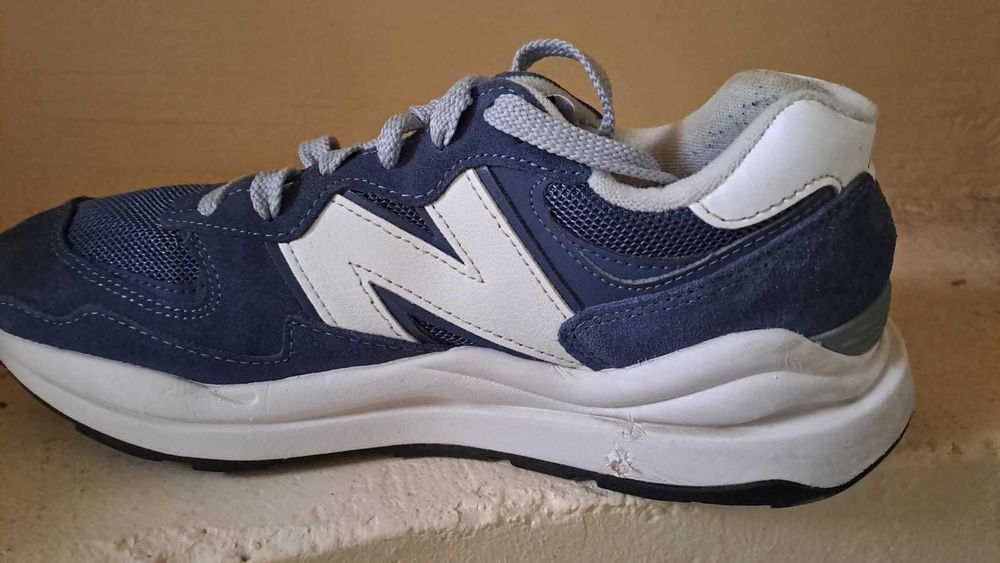 маратонки New Balance
