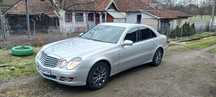 Mercedes-benz w211 E class