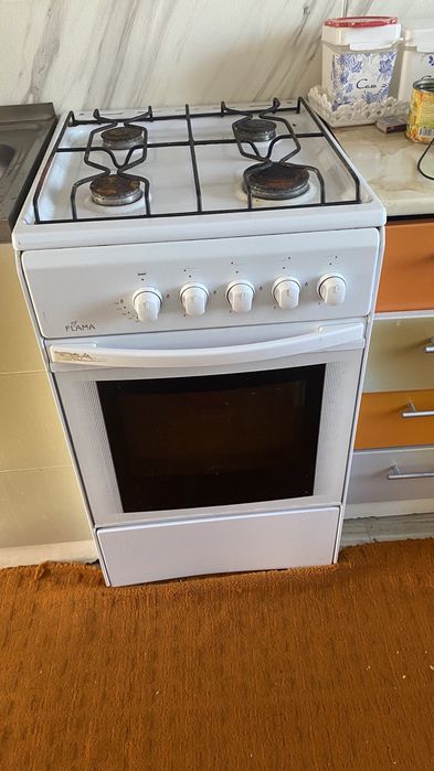 Продам газ плиту с баллоном