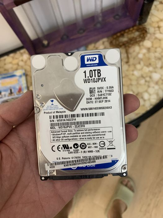 Жесткий диск смотрите фото