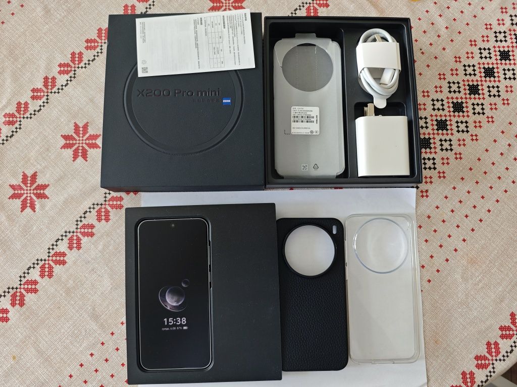vivo X200 Pro mini/12-256/,отличен,комплект.