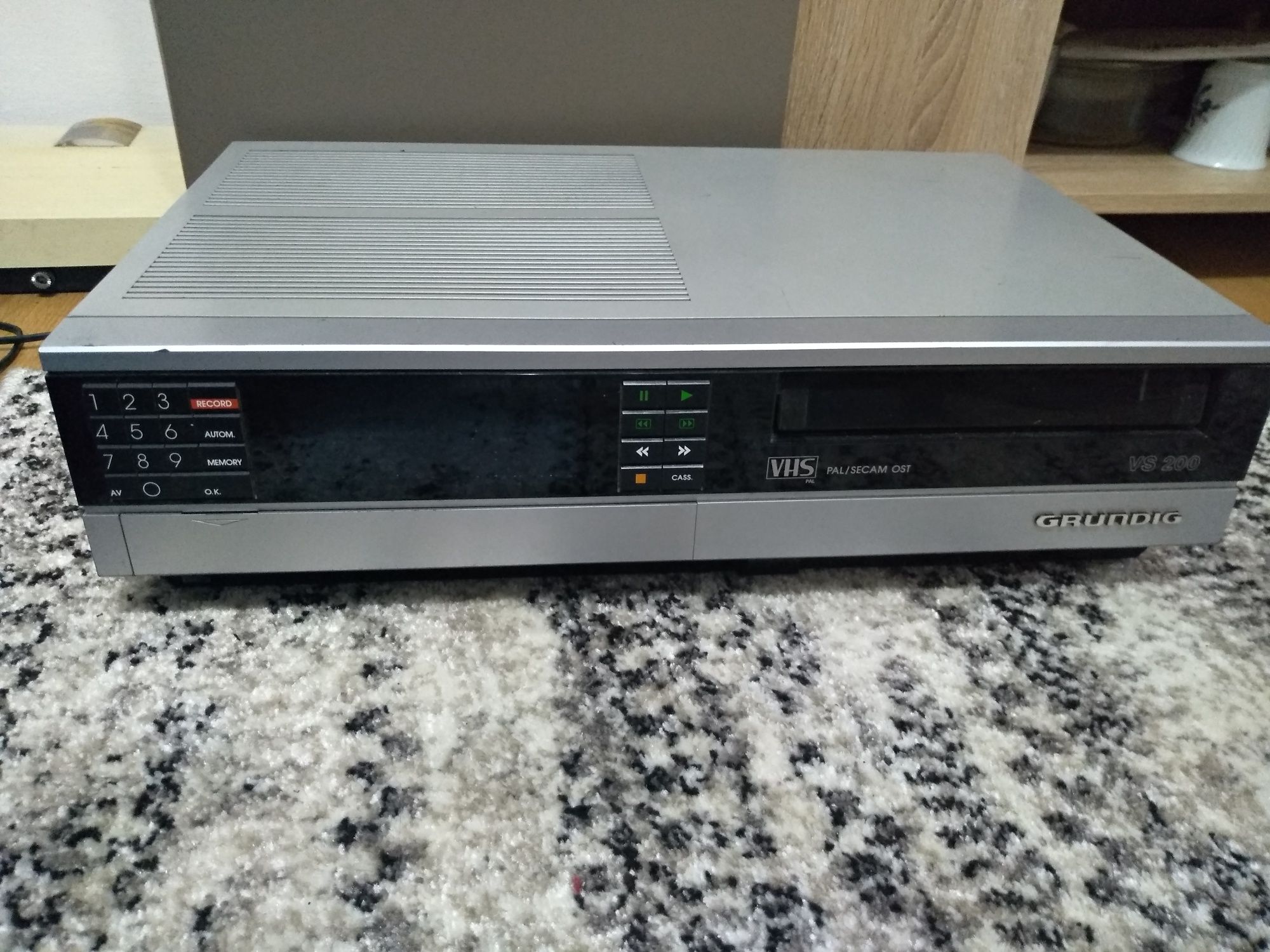 1984 Grundig VS 200 vintage video VHS Player
