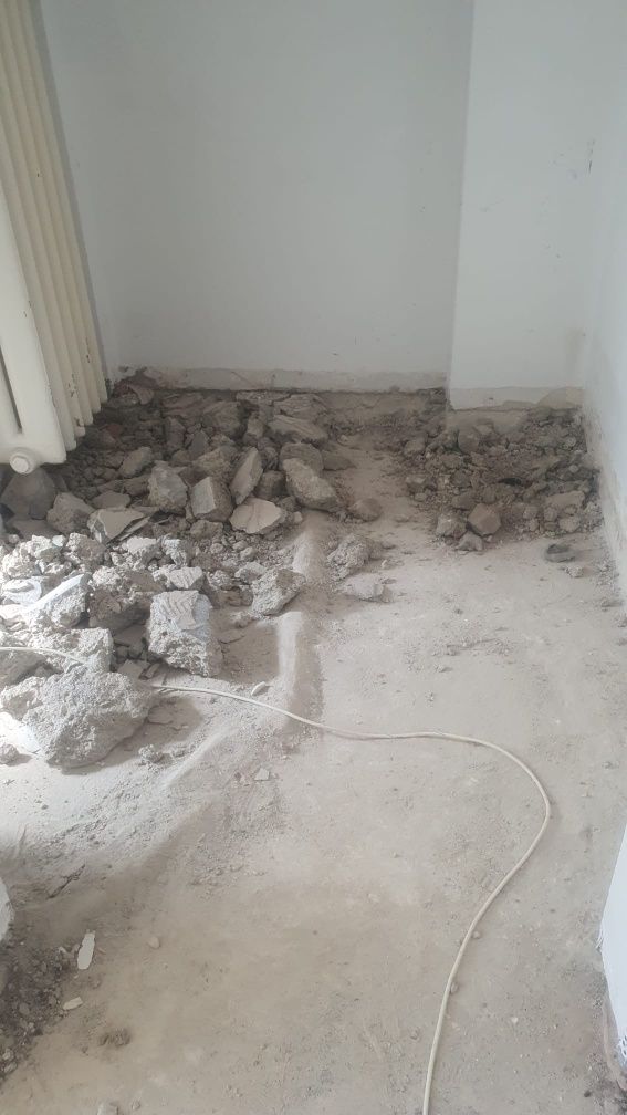 Decopertări gresie,faianță.Demolari.P