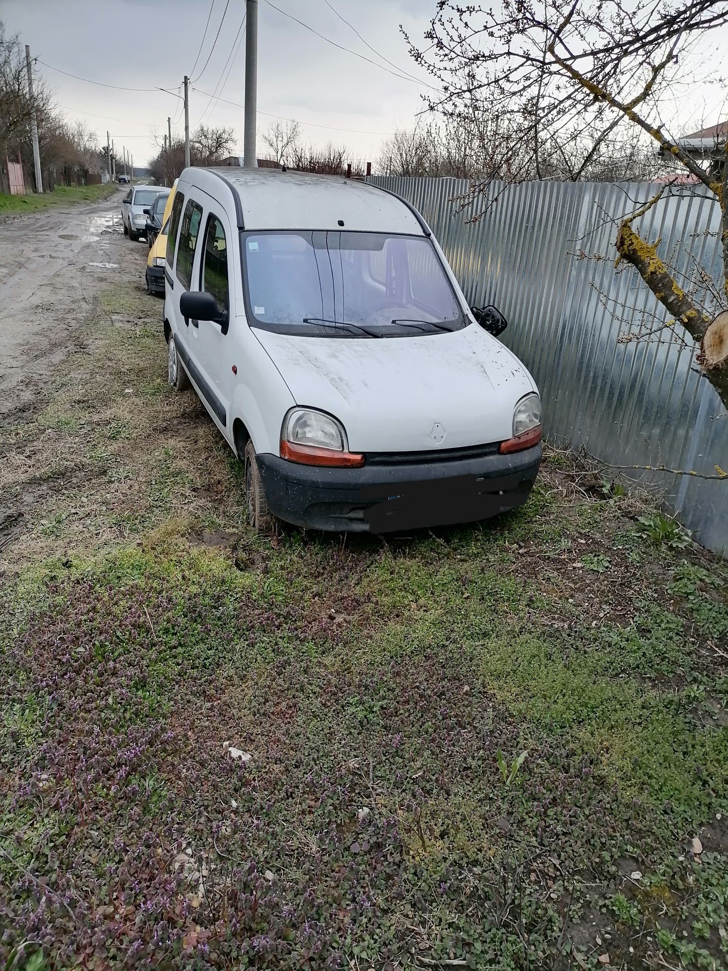 Dezmembrez Renault kangoo Citroen berlingo