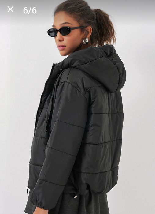 Ново дамско яке р-р 40/Л