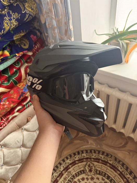 Продам шлем эндуро кроссовый