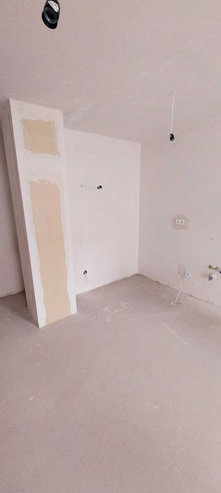 Продава се Тристаен апартамент в София, Малинова долина - 97 кв.м за 3042 €/кв.м - Снимка #2