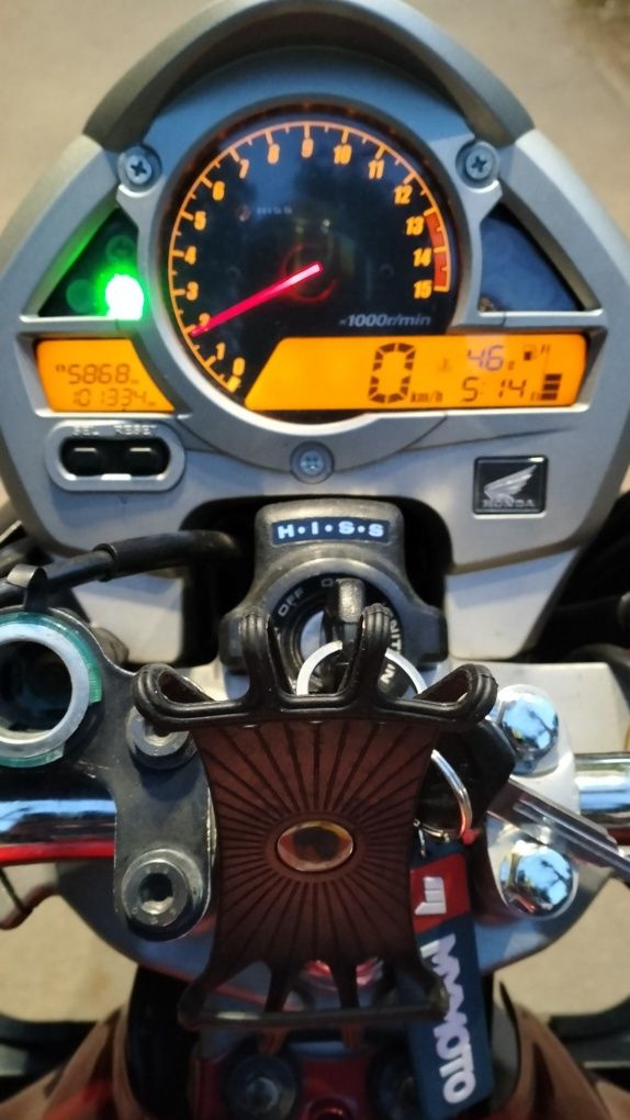 Honda hornet  2008