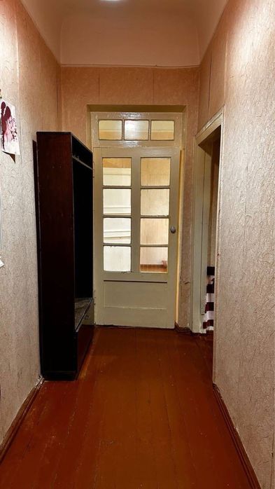 Продаётся 2 ком в центре города