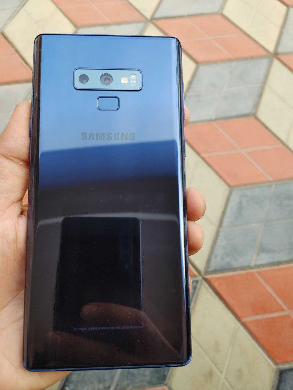 Samsung Galaxy Note 9 512|8GB Sotiladi