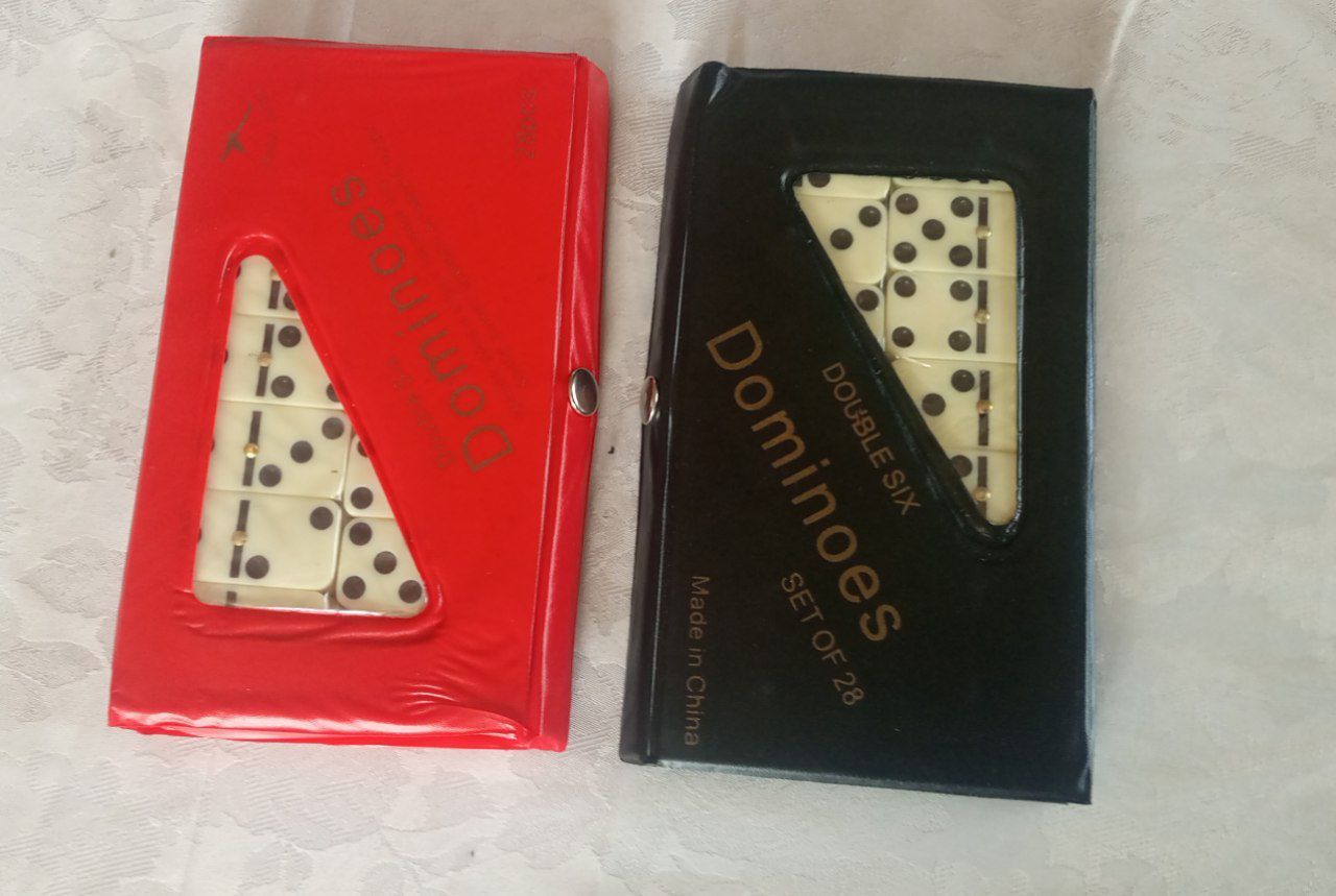 DOMINO DAMINO ДАМИНО 
Игра домино фигурки домино 28 штук с д