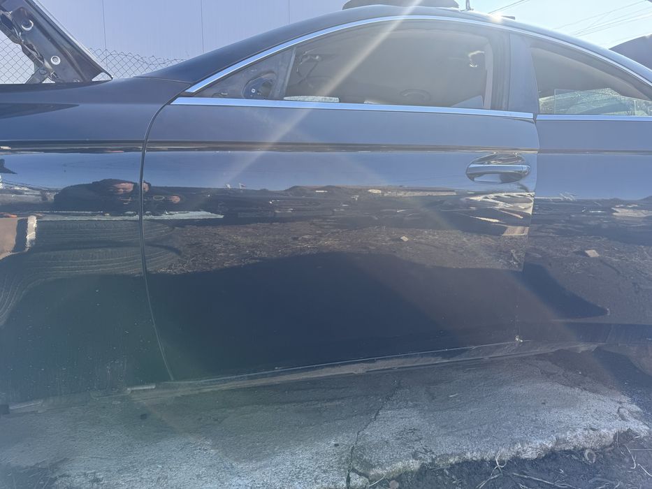 Предна лява врата за Mercedes Cls W219