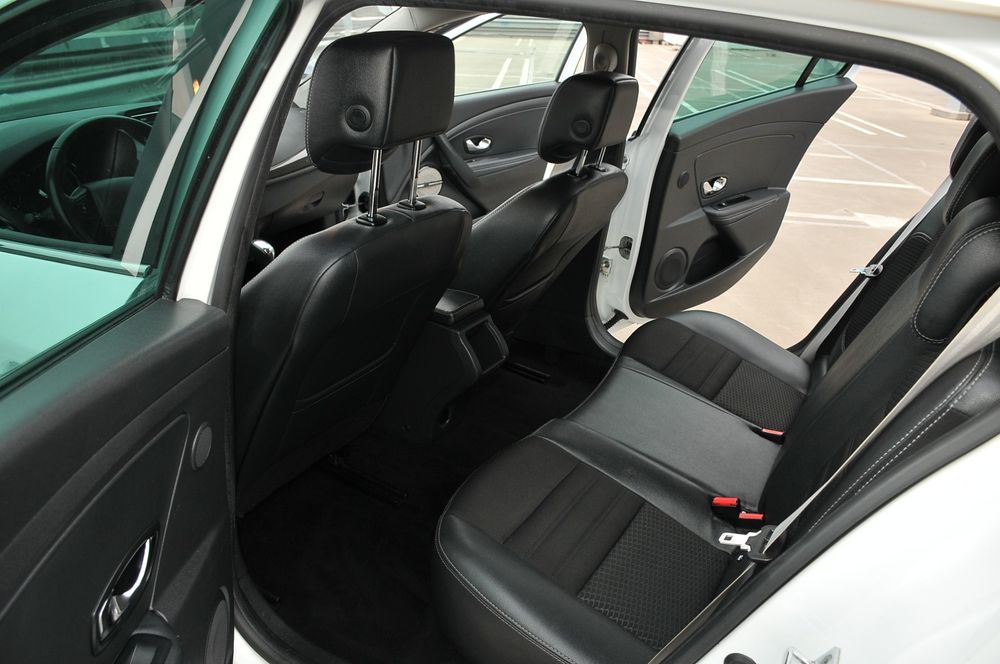 Renault Megane 1.2 benzină 2015 Automat