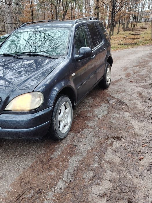 Mercedes ML an 2003