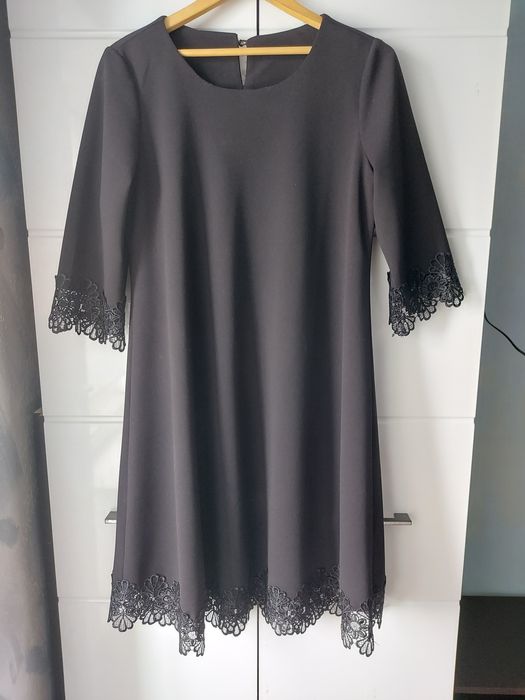 Продам платье,кофты,шорты.