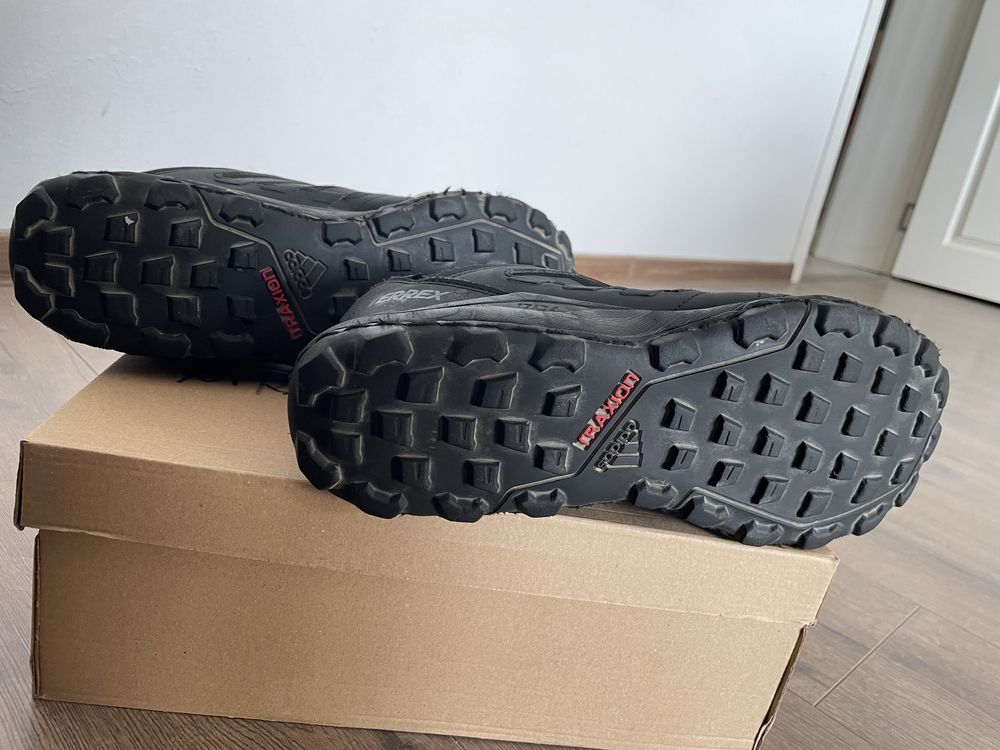 Маратонки Adidas Terrex Gore-tech 43