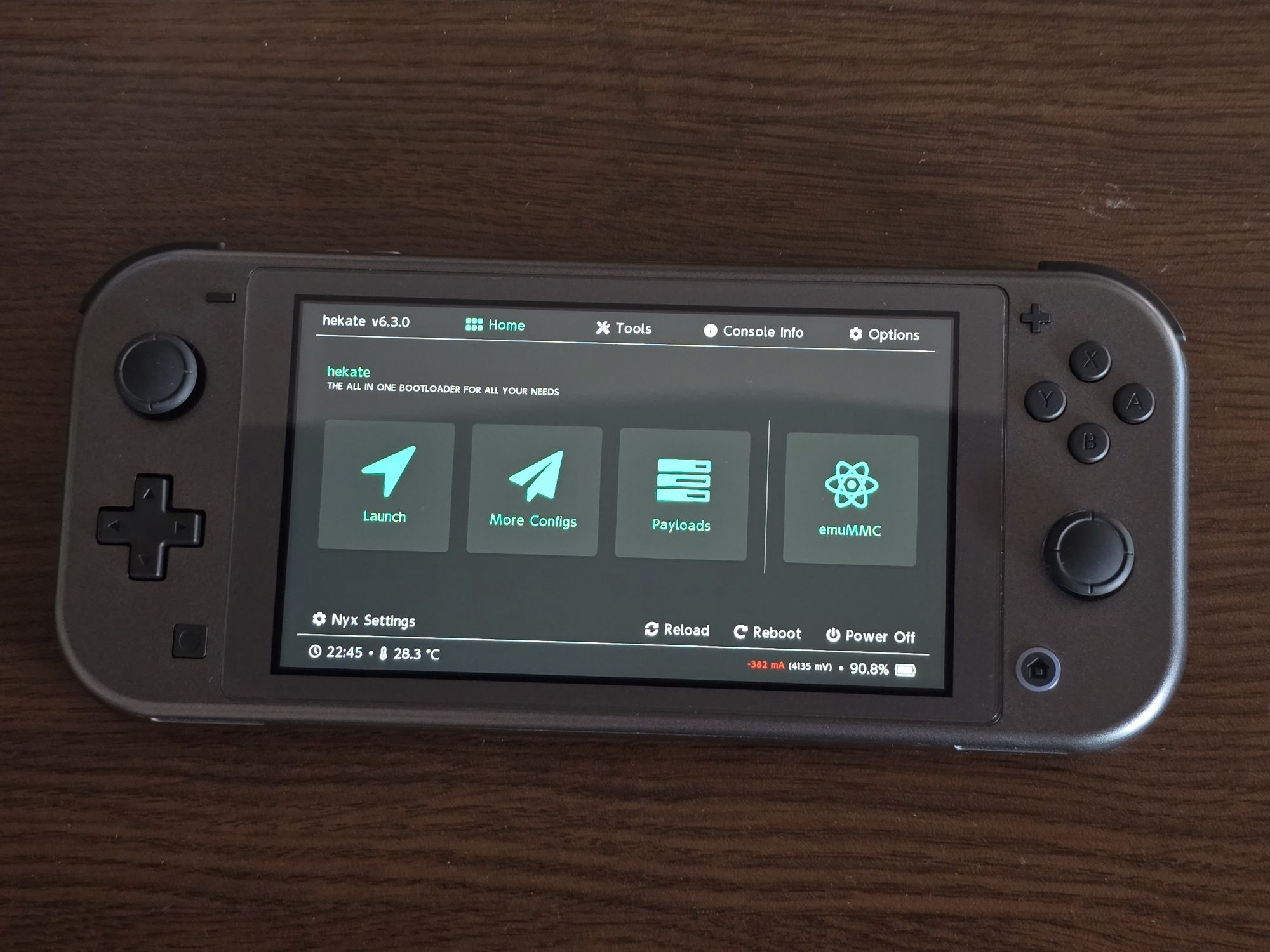 ПЕРФЕКТНА Nintendo Switch Lite Dialgia Palkia Edition