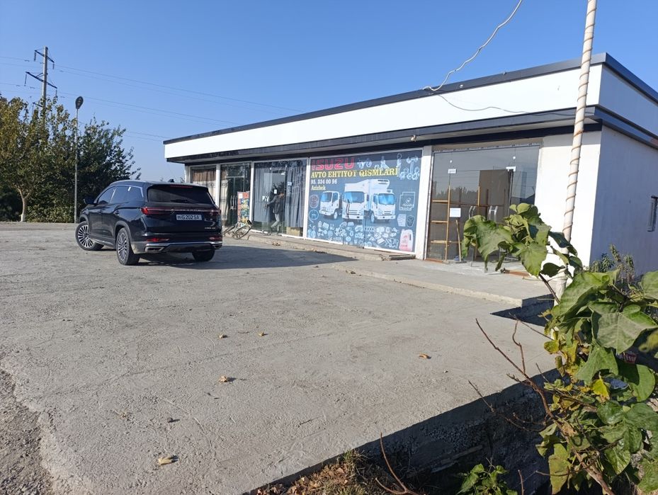 Vobkent tumani M37 yo'lida  joylashgan Savdo do'koni, nonvoyxona, padv