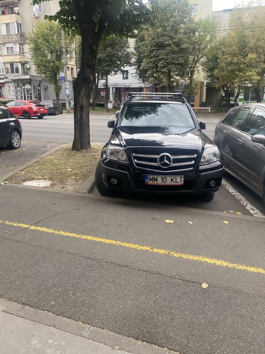 Mercedes GLK 320 4Matic din 2008 inclus cârlig de remorcare