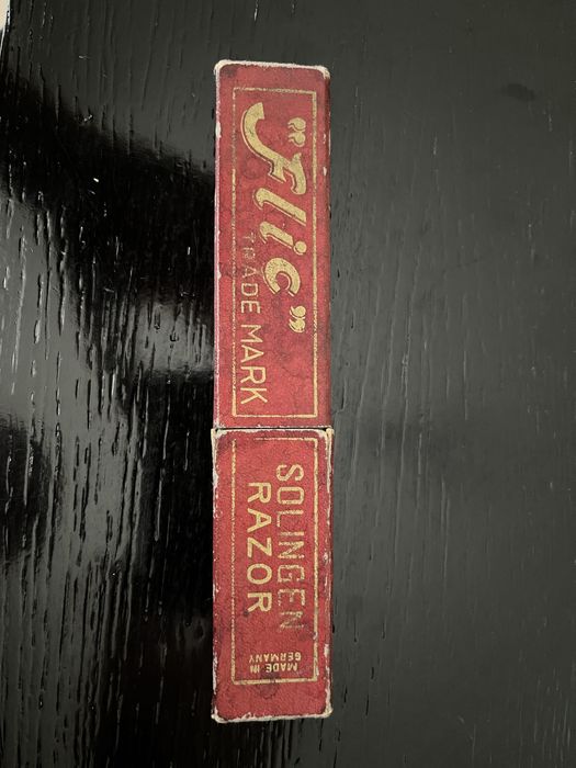 Старинен Бръснач “Flic”