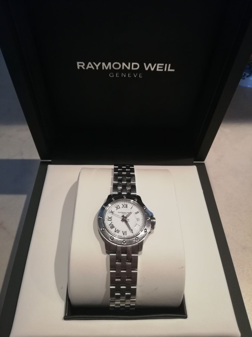 Часовник Raymond Weil Geneve