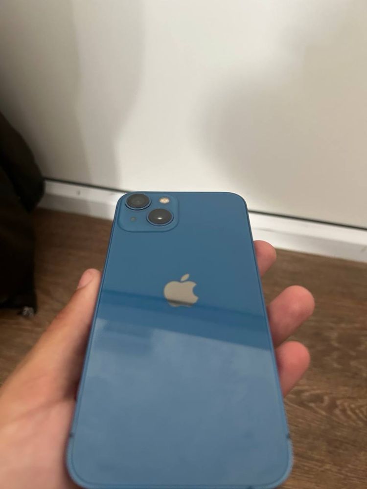 Айфон 13 IPhone 13