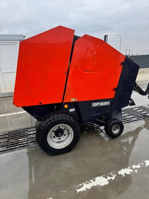 Presa DEUTZ FAHR gp 220