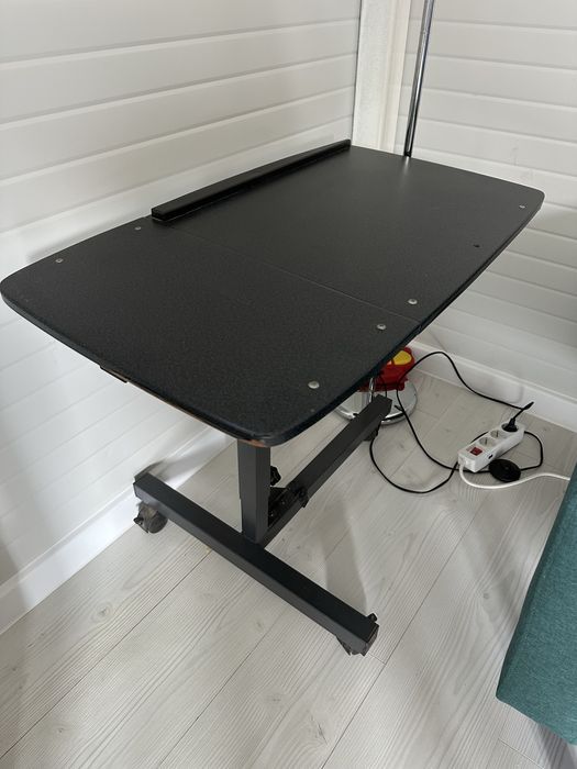 Masa laptop reglabila