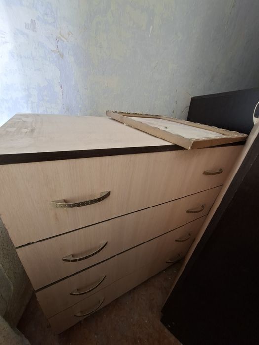 Отдам стенку в связи с ремонтом