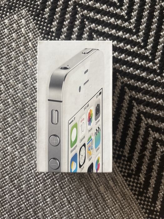 IPhone 4s в отличном состоянии