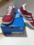 Adidas Gazelle B41645  masura  44 2/3, 45 1/3 si 46 originali noi