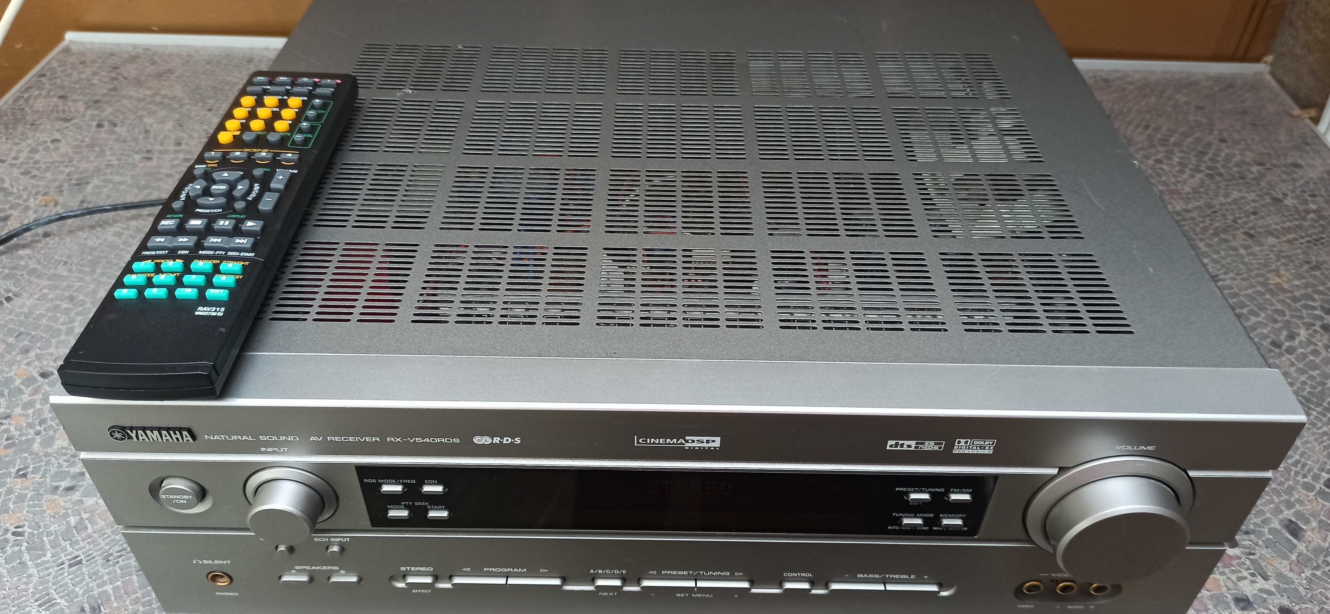 Yamaha RX-V540RDS с дистанционно