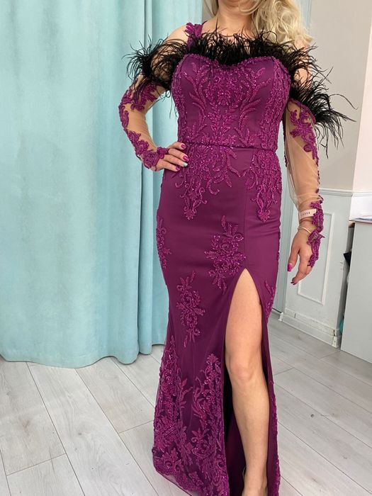 Rochie seara purtata cateva ore