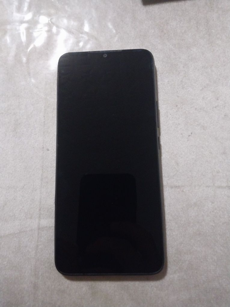 Infinix hot 12i 4/64 xotira